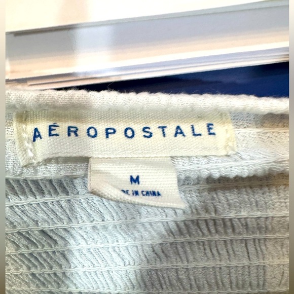 Aeropostale Button-Down embroidery chic Blouse - Size Medium - Picture 7 of 9